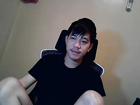 Snapshot of asian_guy67 chatting on July 2, 2026, 12:10 am asian guy67 online show from July 2, 2026, 12:10 am