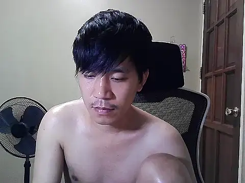 Snapshot of asian_guy67 chatting on July 28, 2026, 8:52 pm asian guy67 online show from July 28, 2026, 8:52 pm