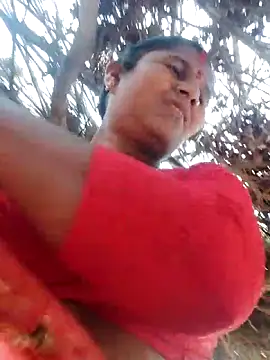 Hot di97 online show from April 3, 2026, 9:18 am