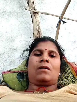 Snapshot of Hot_di97 chatting on May 8, 2026, 12:54 pm Hot di97 online show from May 8, 2026, 12:54 pm
