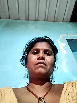 Snapshot of Hot_di97 chatting on May 12, 2026, 2:47 pm Hot di97 online show from May 12, 2026, 2:47 pm