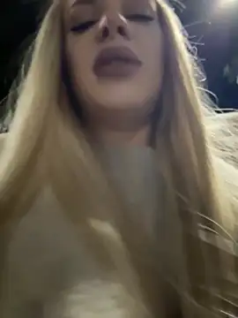 AlyssaFoxx  online show from February 3, 2026, 5:51 pm