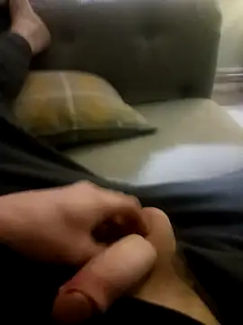 Hertsguy1984 online show from March 8, 2026, 11:52 pm