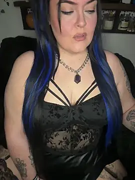 Miss CurvesXXX online show from April 18, 2026, 10:10 pm