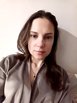 She-Moon online show from April 11, 2026, 5:50 pm