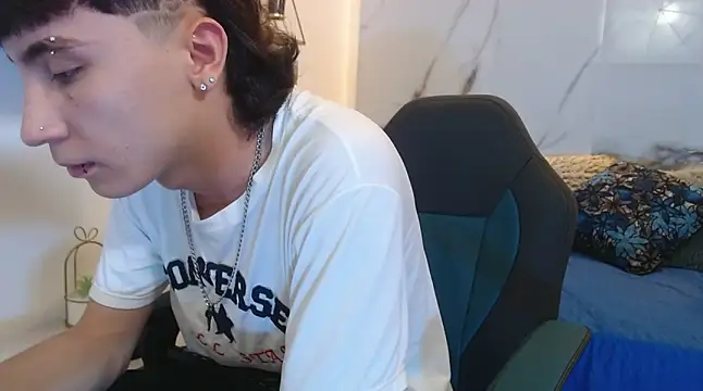 XanderGrey8 online show from March 16, 2026, 7:07 pm