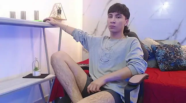 XanderGrey8 online show from April 14, 2026, 7:20 pm