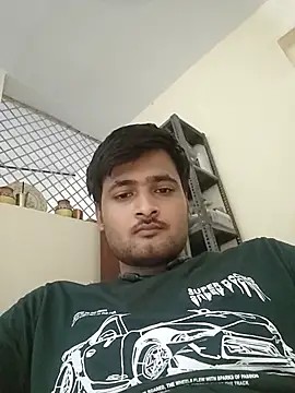 Snapshot of allumatar chatting on July 15, 2026, 5:40 pm allumatar online show from July 15, 2026, 5:40 pm