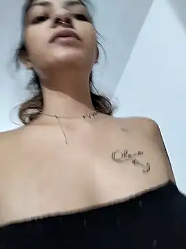 carazinho2128 online show from March 21, 2026, 9:40 pm