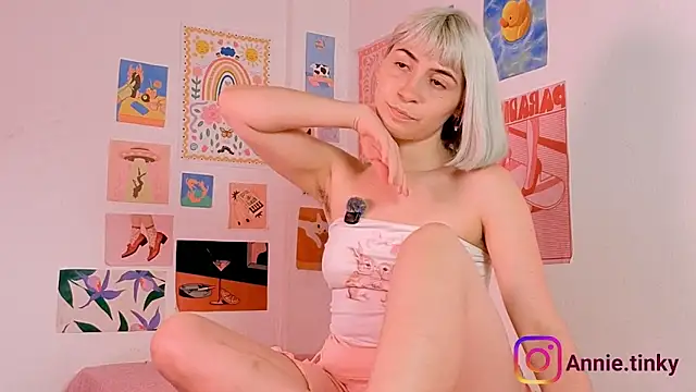 annieTinky0 online show from February 26, 2026, 12:09 am