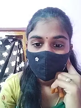 Tamil Hot RoyalQueen online show from February 9, 2026, 3:49 pm