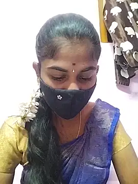 Tamil Hot RoyalQueen online show from April 21, 2026, 3:07 pm