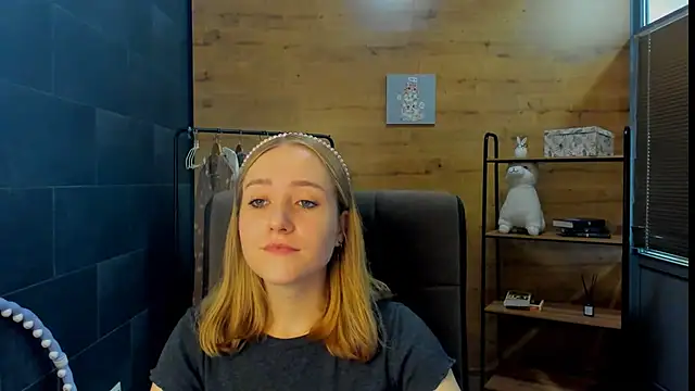DonnaCole online show from May 21, 2026, 9:16 am