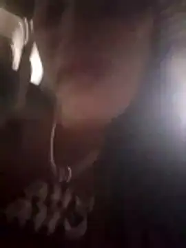 LingLing002 online show from March 9, 2026, 5:33 am