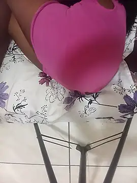 PatriciaVen online show from April 11, 2026, 5:23 am