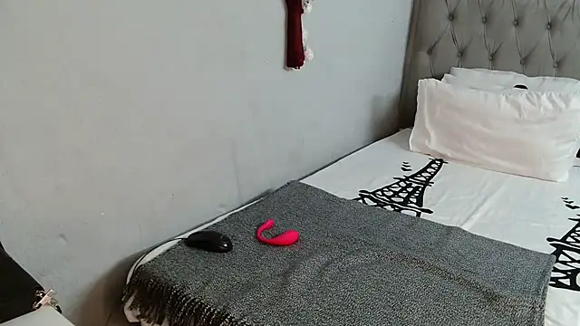 MelowD 2 online show from April 21, 2026, 10:56 pm