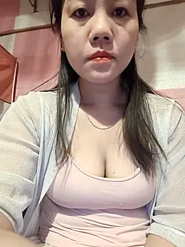 Ngocmai lazdy online show from February 6, 2026, 9:07 pm