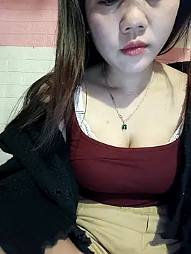 Ngocmai lazdy online show from February 13, 2026, 4:14 pm