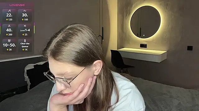 ChrisAmott online show from April 24, 2026, 4:09 pm