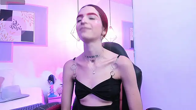 april jones05 online show from February 2, 2026, 12:37 pm