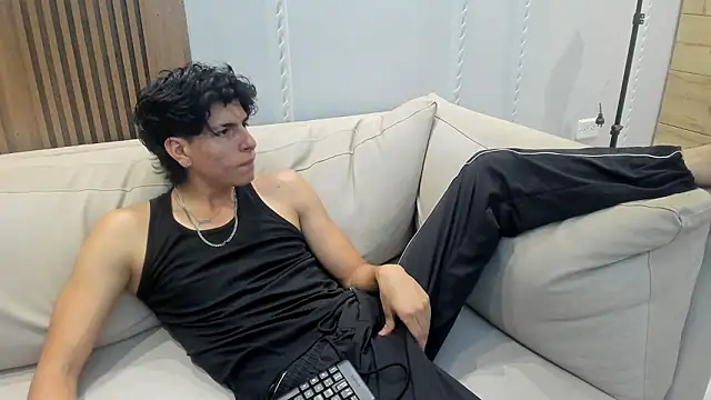 Snapshot of noahx_valko chatting on March 4, 2026, 5:13 am noahx valko online show from March 4, 2026, 5:13 am