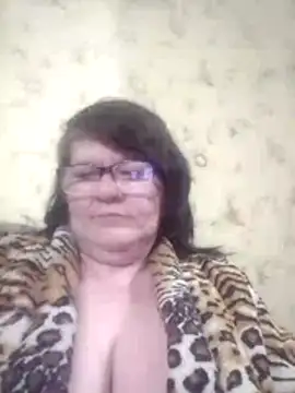 NysiOlsen online show from April 21, 2026, 4:56 pm