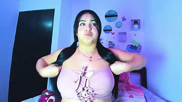 Penelopeflame18 online show from April 25, 2026, 12:13 am