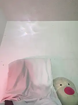 ebonysummer  online show from March 29, 2026, 4:34 am