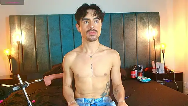 Ethan Briggs  online show from March 28, 2026, 3:50 am