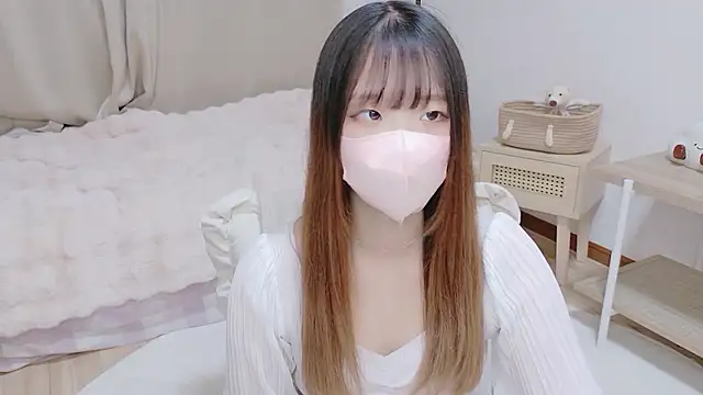 Snapshot of NOA_cha chatting on April 5, 2026, 10:01 am NOA cha online show from April 5, 2026, 10:01 am