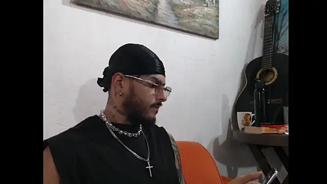 liyamjunior online show from February 15, 2026, 5:09 pm