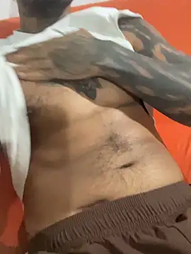 liyamjunior online show from March 4, 2026, 4:40 am