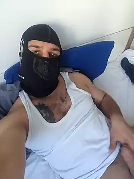 Mertozer01 online show from January 14, 2026, 8:31 am