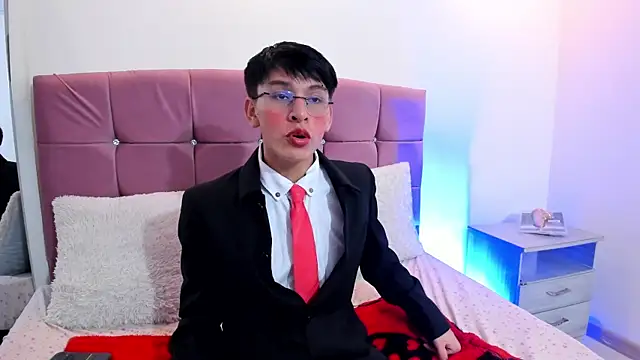 Alexander Collinss online show from February 28, 2026, 3:29 am