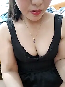 MaiNgoc sexy online show from April 21, 2026, 5:14 am