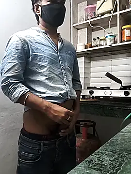 Hottlund6 online show from March 30, 2026, 12:22 am