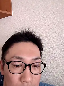bobochandesu online show from May 17, 2026, 7:28 am