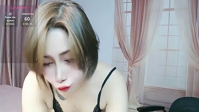 lucyyanyan online show from July 20, 2026, 1:42 am