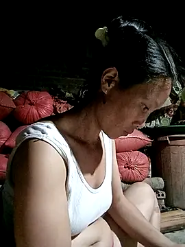 Diana-02 online show from April 19, 2026, 11:20 am