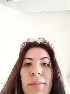 niiix 01 online show from February 8, 2026, 5:05 pm