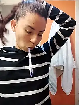 niiix 01 online show from March 20, 2026, 11:20 pm