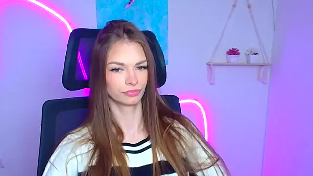 Lina Loveuu online show from February 26, 2026, 12:37 pm