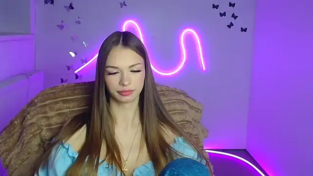 Lina Loveuu online show from April 19, 2026, 11:20 am