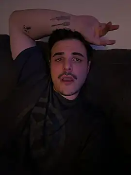 Snapshot of Derekmars chatting on March 24, 2026, 2:38 am Derekmars online show from March 24, 2026, 2:38 am