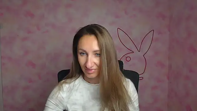 Diana Sweeet  online show from March 29, 2026, 5:29 am