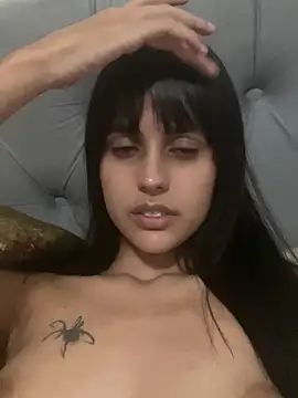 Snapshot of Tatat6_yy chatting on May 9, 2026, 6:40 am Tatat6 yy online show from May 9, 2026, 6:40 am