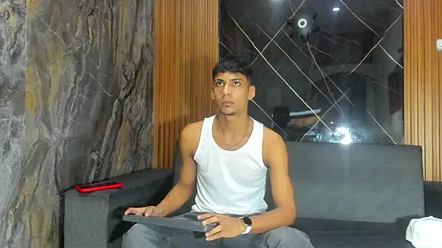 ALEX KEITH26 online show from January 19, 2026, 11:47 am