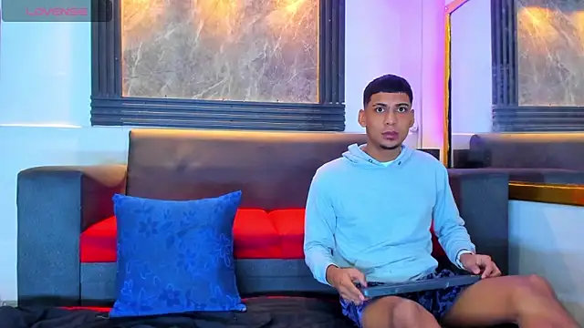 ALEX KEITH26 online show from April 18, 2026, 12:09 pm