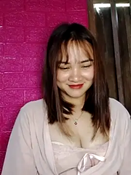 Lisakeem online show from April 1, 2026, 9:10 am