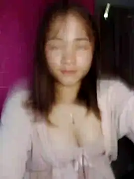 Lisakeem online show from April 14, 2026, 5:24 am